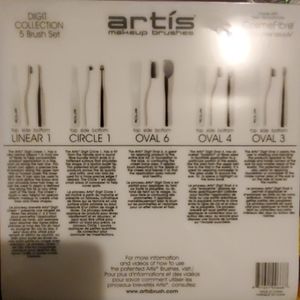 Artis-- Digital Collection Makeup Brush (Brand New